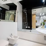 2 Bedroom View Pool And Parking * Varsovia