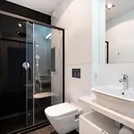 2 Bedroom View Pool And Parking Apartamento *