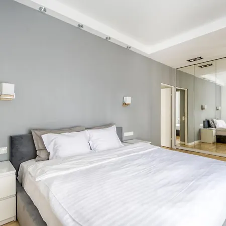 2 Bedroom View Pool And Parking Apartmán